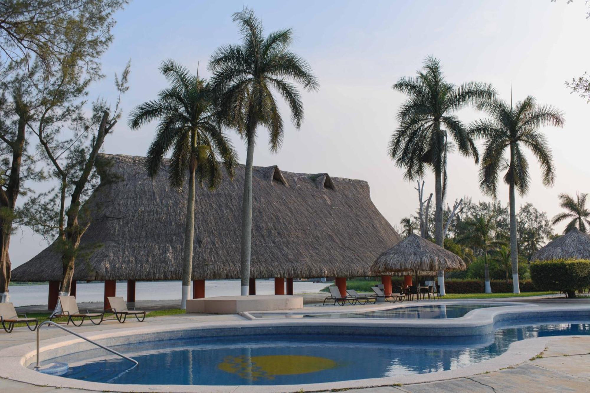 Hotel Terranova Coatzacoalcos Exterior foto Club house