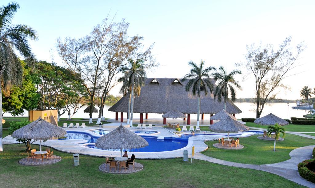 Hotel Terranova Coatzacoalcos Exterior foto Club de Regatas